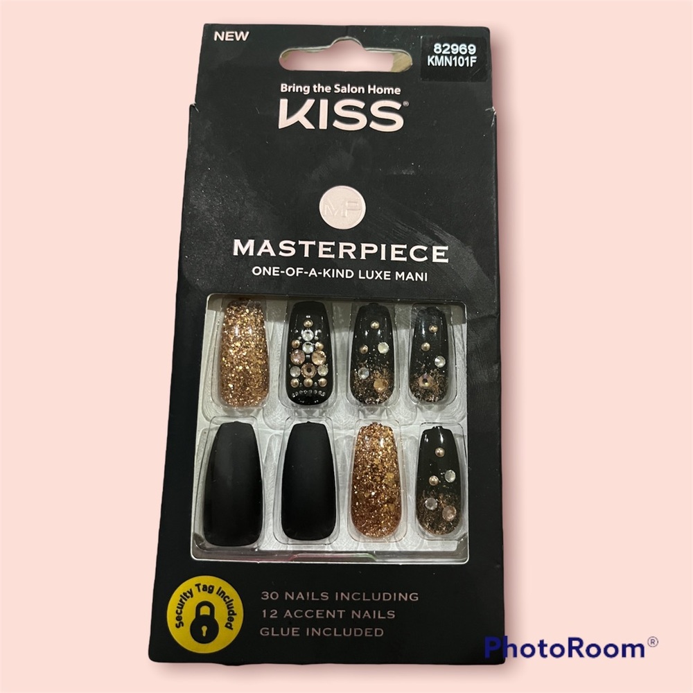NWT Kiss Impress Black Nails